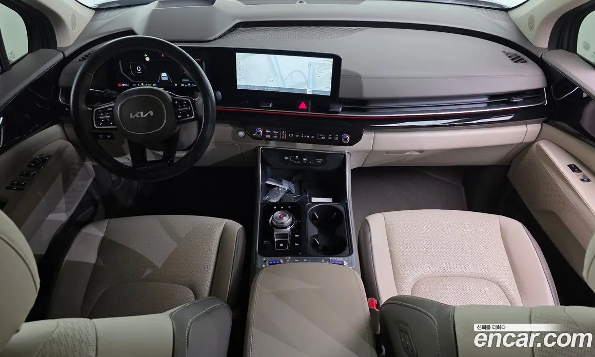 Kia Carnival 2024 1.6 автомат (гидро), фото 10 Kia Carnival 2024 1.6 автомат (гидро), фото 10