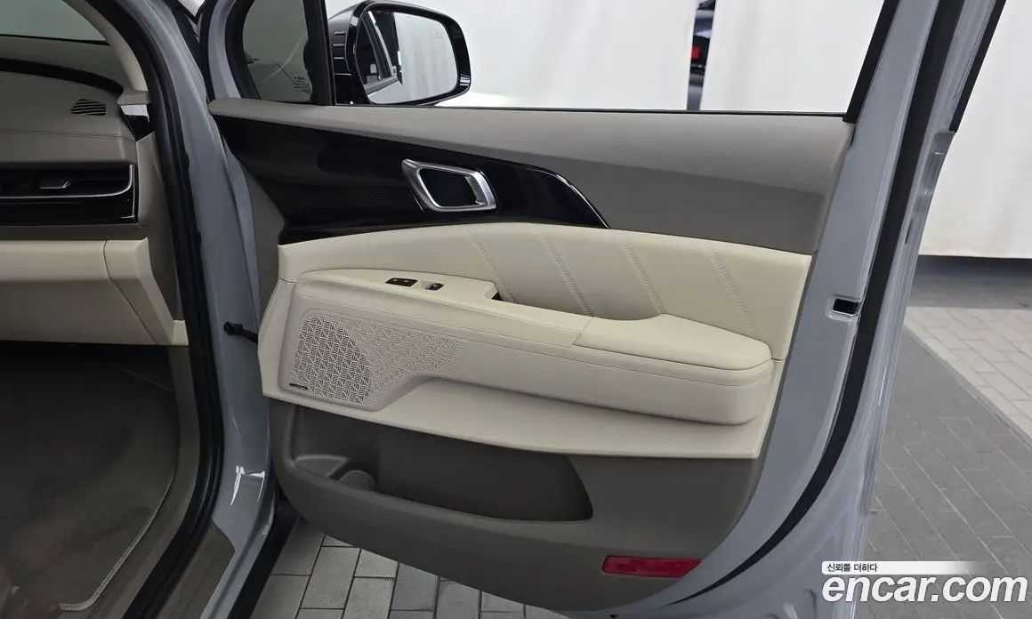 Kia Carnival 2024 2.2 автомат (гидро), фото 15 Kia Carnival 2024 2.2 автомат (гидро), фото 15