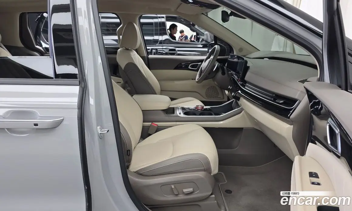 Kia Carnival 2024 2.2 автомат (гидро), фото 16 Kia Carnival 2024 2.2 автомат (гидро), фото 16
