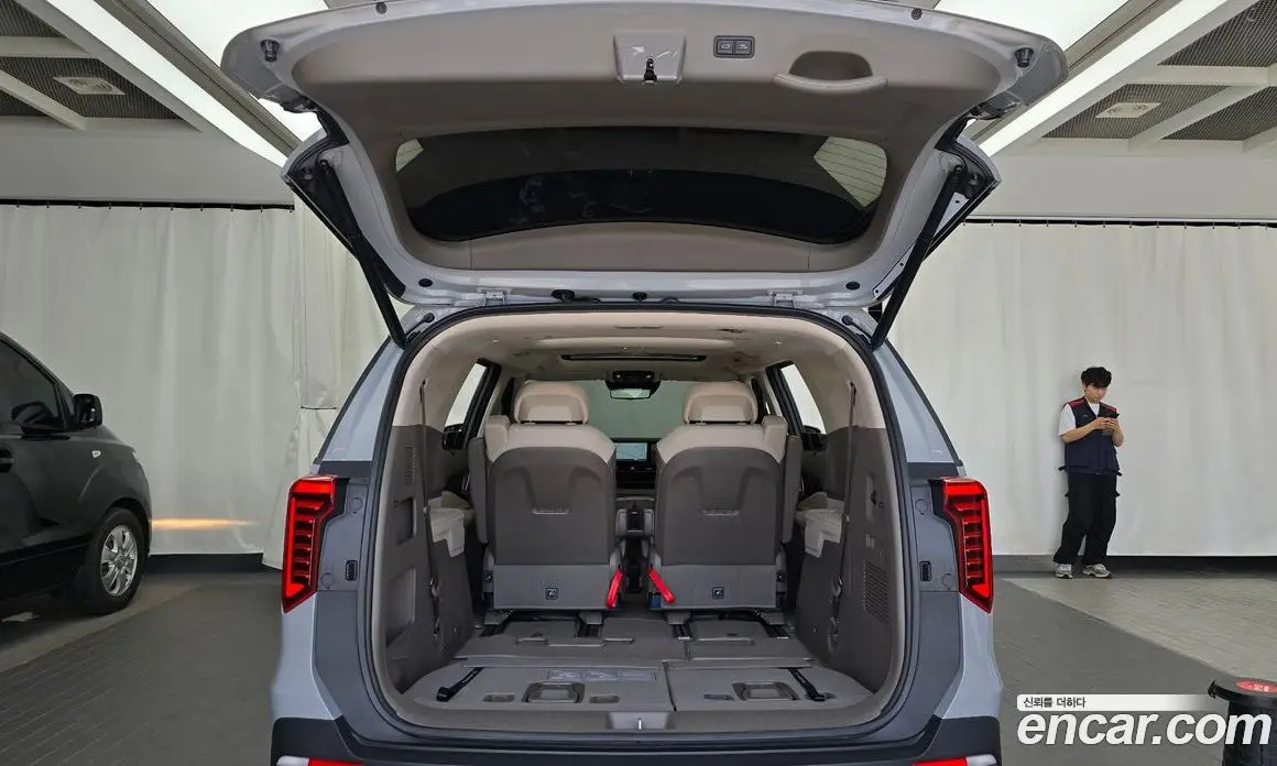 Kia Carnival 2024 2.2 автомат (гидро), фото 26 Kia Carnival 2024 2.2 автомат (гидро), фото 26