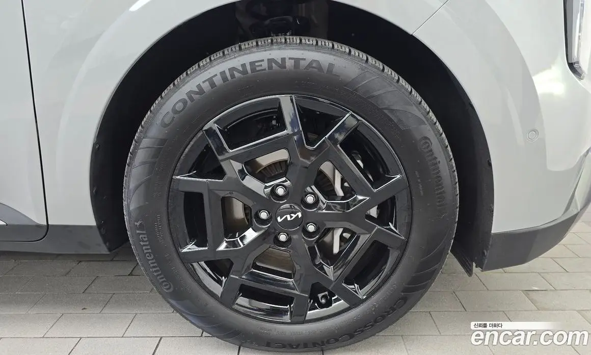 Kia Carnival 2024 2.2 автомат (гидро), фото 7 Kia Carnival 2024 2.2 автомат (гидро), фото 7