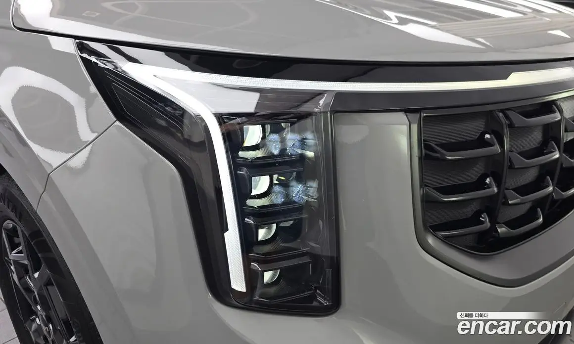 Kia Carnival 2024 2.2 автомат (гидро), фото 8 Kia Carnival 2024 2.2 автомат (гидро), фото 8