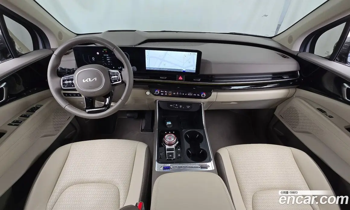 Kia Carnival 2024 2.2 автомат (гидро), фото 10 Kia Carnival 2024 2.2 автомат (гидро), фото 10