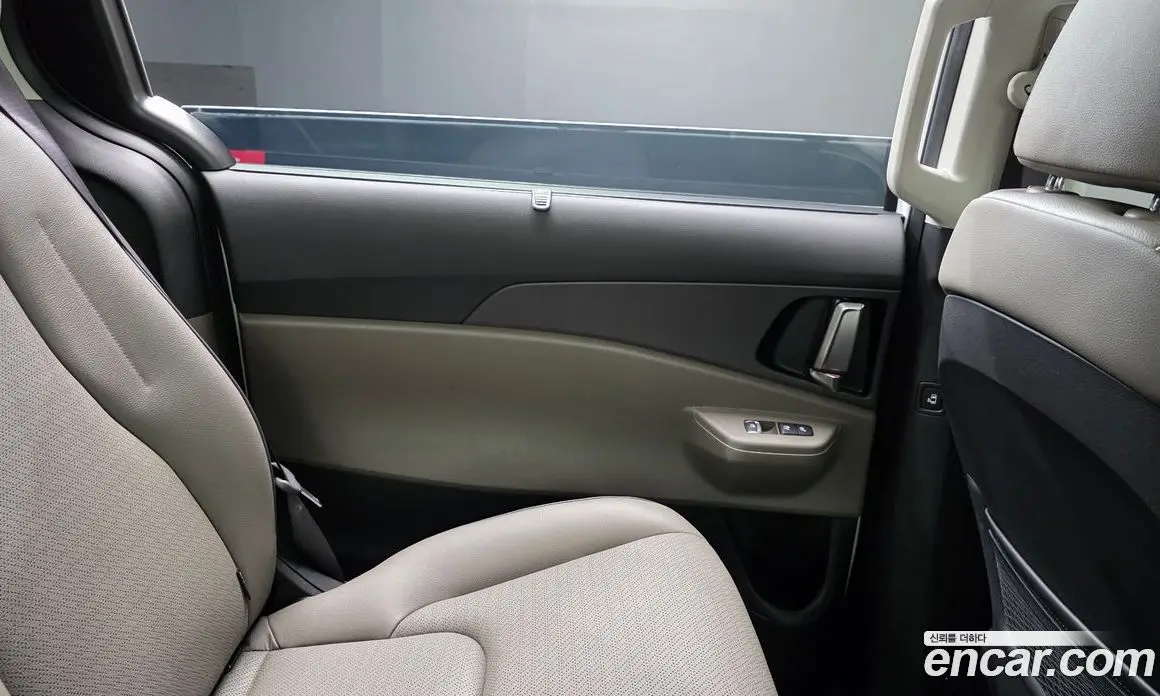 Kia Carnival 2024 3.5 автомат (гидро), фото 15 Kia Carnival 2024 3.5 автомат (гидро), фото 15