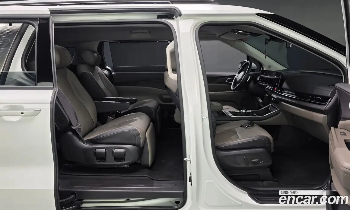 Kia Carnival 2024 3.5 автомат (гидро), фото 16 Kia Carnival 2024 3.5 автомат (гидро), фото 16