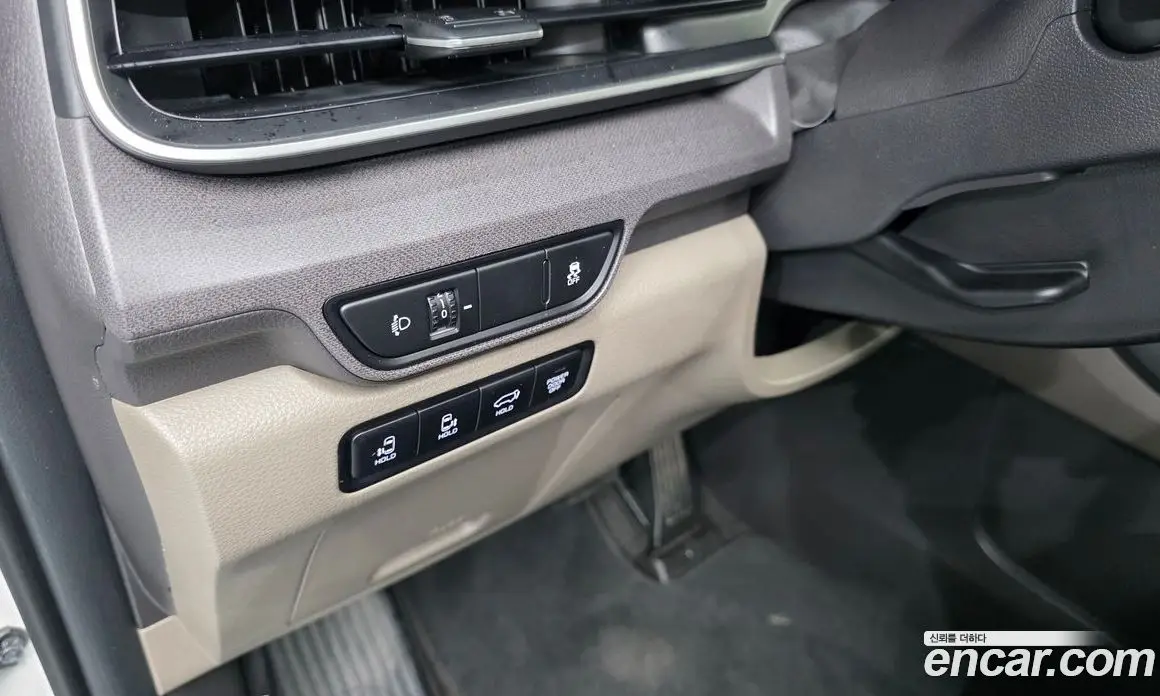 Kia Carnival 2024 3.5 автомат (гидро), фото 23 Kia Carnival 2024 3.5 автомат (гидро), фото 23
