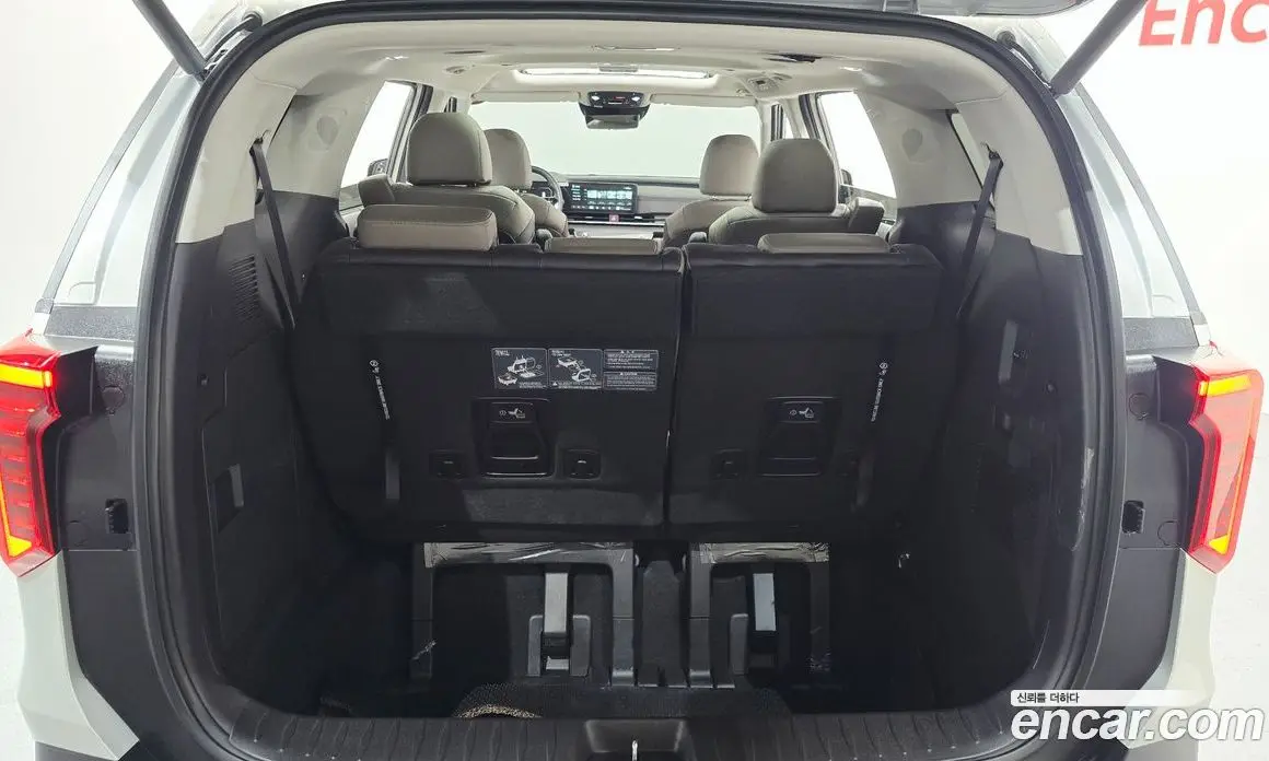 Kia Carnival 2026 1.6 автомат (гидро), фото 24 Kia Carnival 2026 1.6 автомат (гидро), фото 24
