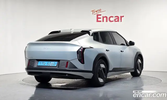 Kia EV4 2025 0.2 автомат (гидро), миниатюра 2 Kia EV4 2025 0.2 автомат (гидро), миниатюра 2