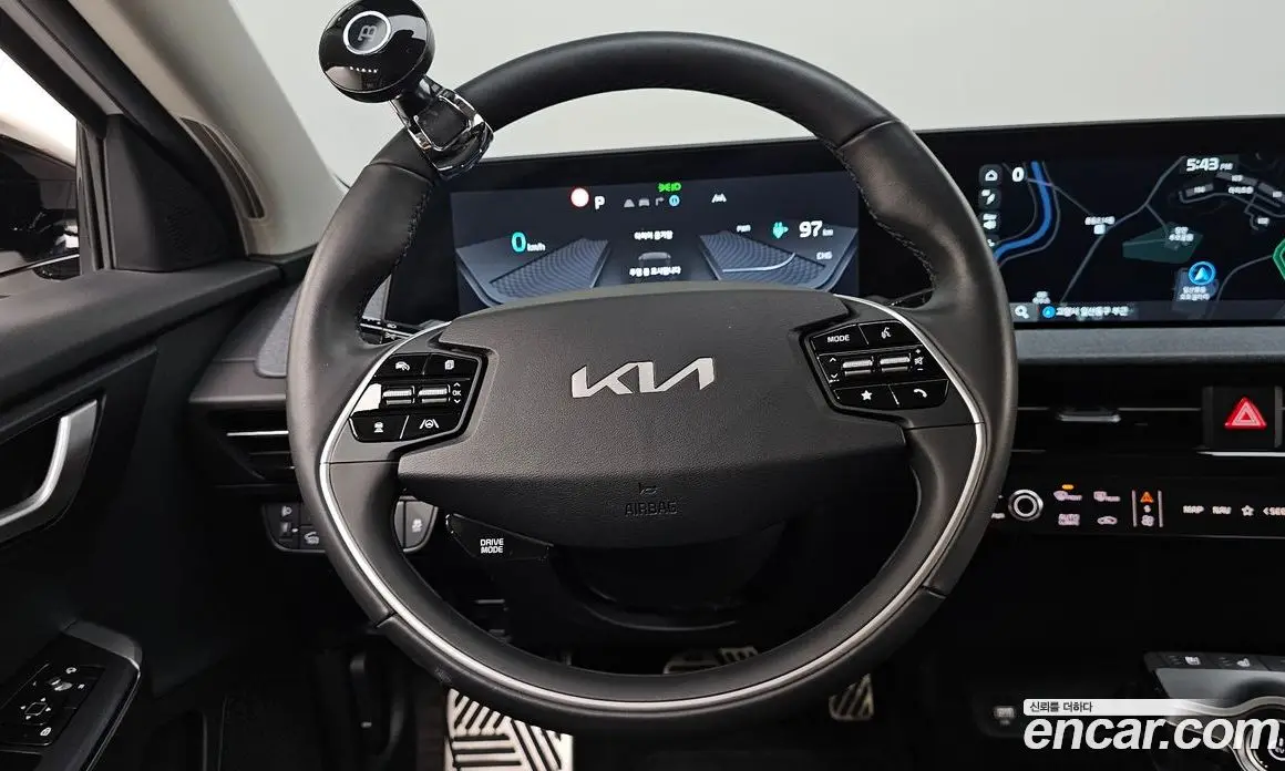 Kia EV6 2024 0.1 автомат (гидро), фото 17 Kia EV6 2024 0.1 автомат (гидро), фото 17