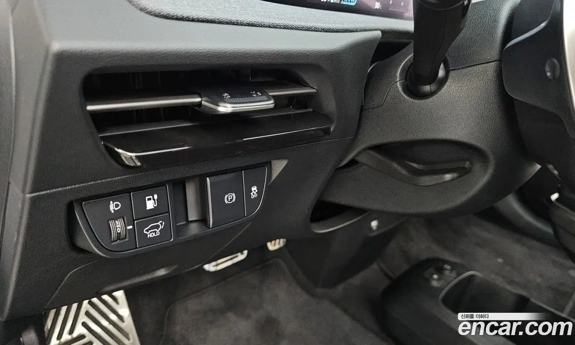Kia EV6 2024 0.1 автомат (гидро), фото 24 Kia EV6 2024 0.1 автомат (гидро), фото 24