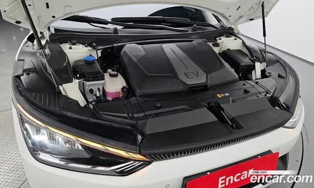 Kia EV6 2024 0.1 автомат (гидро), миниатюра 5 Kia EV6 2024 0.1 автомат (гидро), миниатюра 5