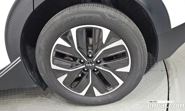 Kia EV6 2024 0.1 автомат (гидро), миниатюра 6 Kia EV6 2024 0.1 автомат (гидро), миниатюра 6