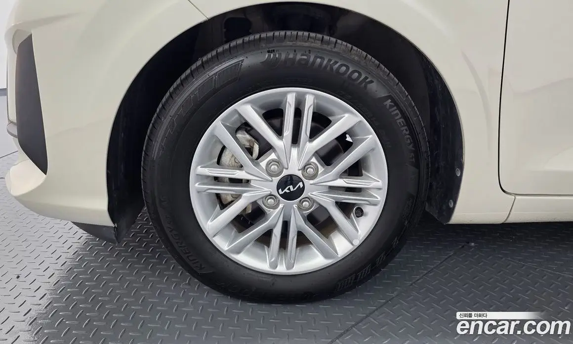 Kia Morning 2022 1.0 автомат (гидро), фото 4 Kia Morning 2022 1.0 автомат (гидро), фото 4