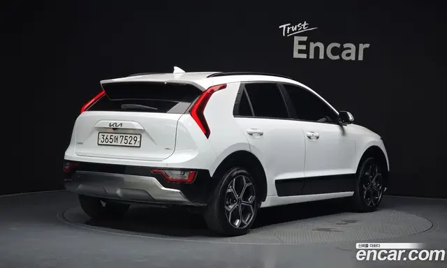 Kia Niro 2022 1.6 автомат (гидро), миниатюра 2 Kia Niro 2022 1.6 автомат (гидро), миниатюра 2