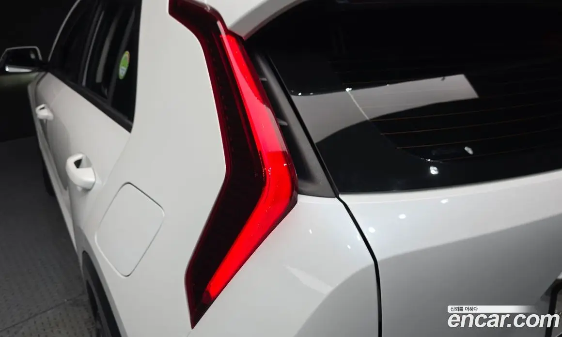 Kia Niro 2022 1.6 автомат (гидро), фото 9 Kia Niro 2022 1.6 автомат (гидро), фото 9