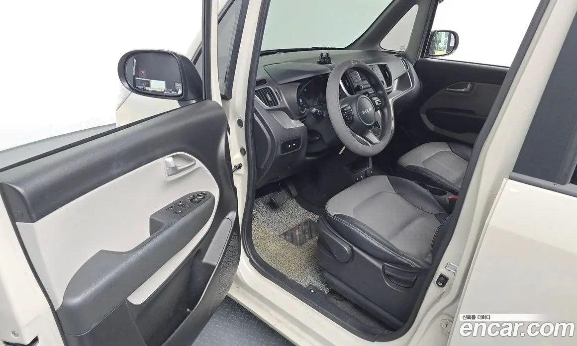 Kia Ray 2022 1.0 автомат (гидро), фото 12