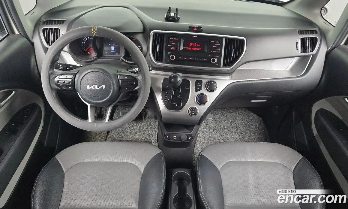 Kia Ray 2022 1.0 автомат (гидро), фото 9