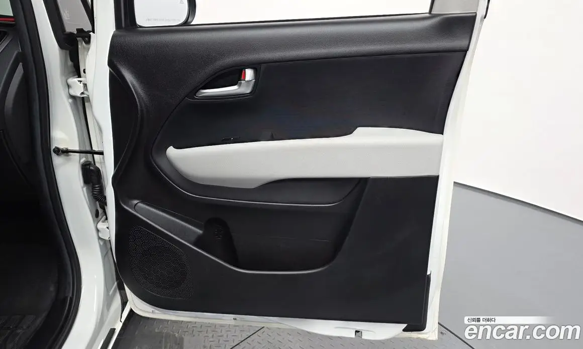 Kia Ray 2023 1.0 автомат (гидро), фото 14 Kia Ray 2023 1.0 автомат (гидро), фото 14