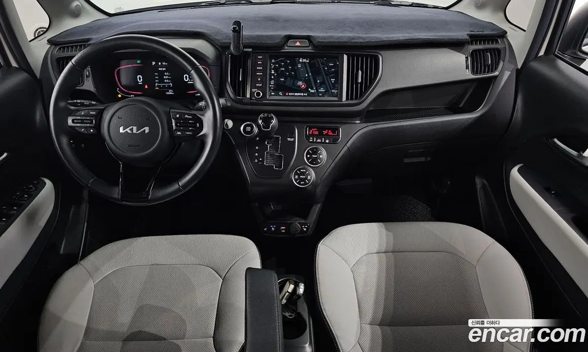 Kia Ray 2023 1.0 автомат (гидро), фото 9