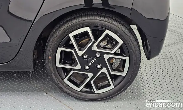 Kia Ray 2023 1.0 автомат (гидро), миниатюра 7 Kia Ray 2023 1.0 автомат (гидро), миниатюра 7