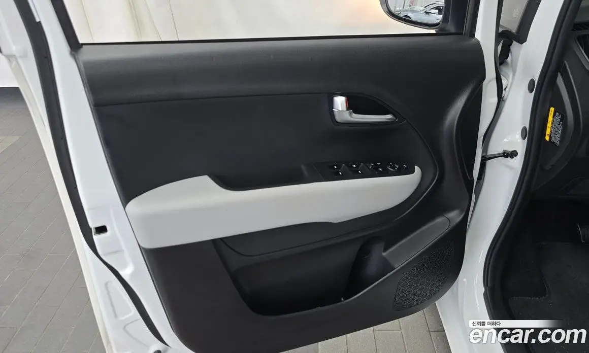 Kia Ray 2024 0.1 автомат (гидро), фото 13