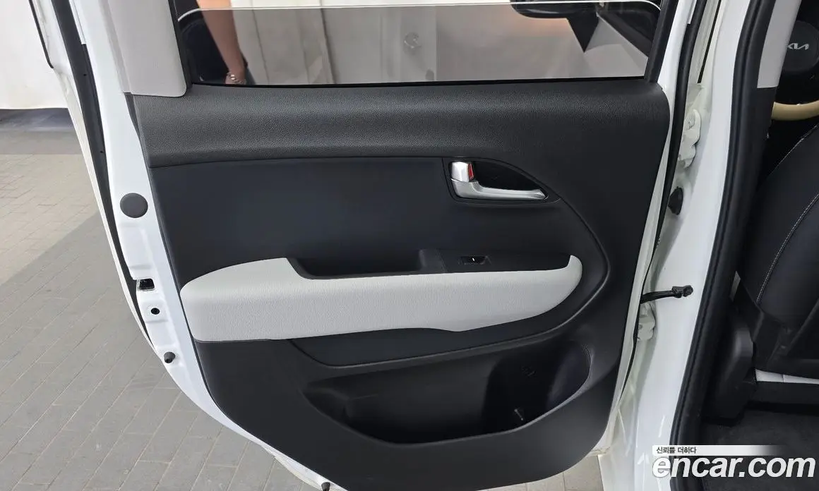 Kia Ray 2024 0.1 автомат (гидро), фото 14