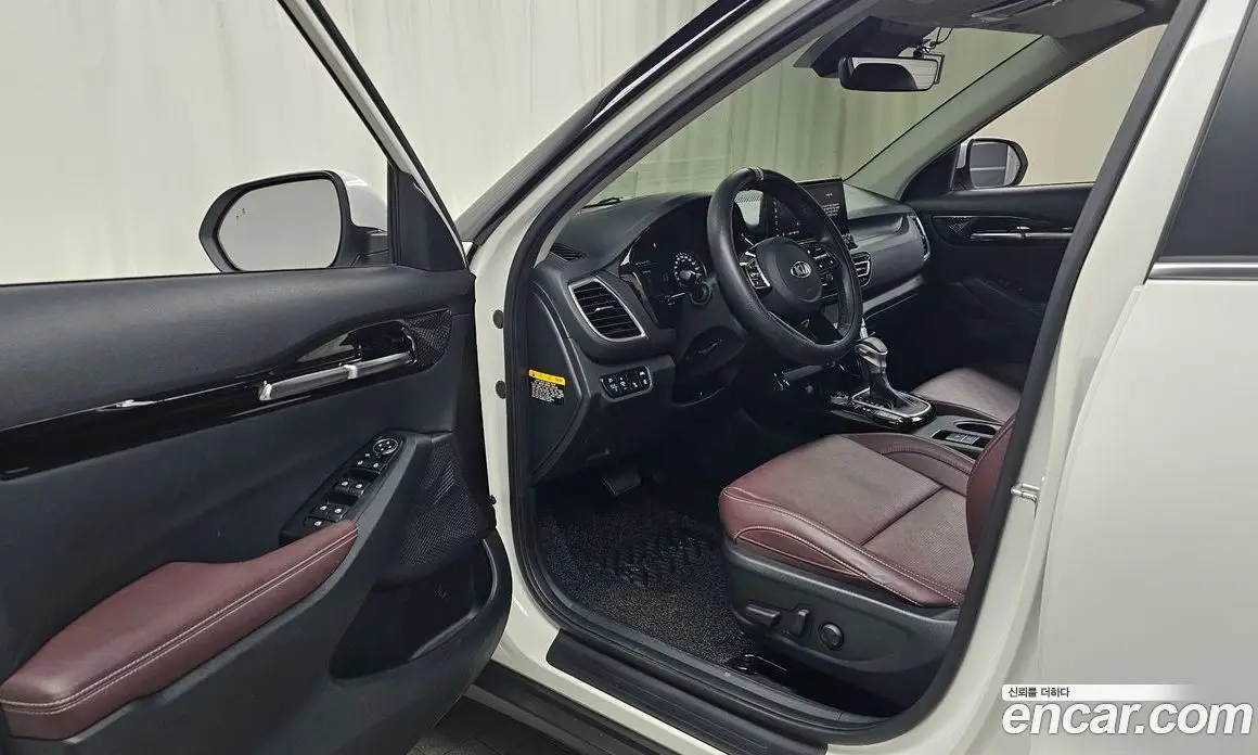 Kia Seltos 2020 1.6 автомат (гидро), фото 12 Kia Seltos 2020 1.6 автомат (гидро), фото 12