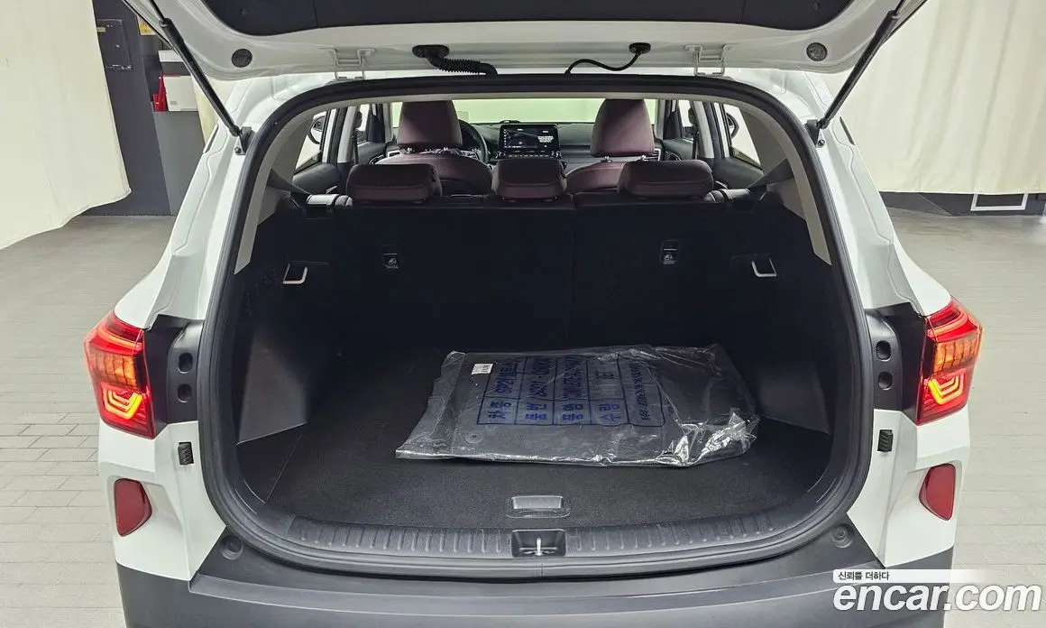Kia Seltos 2020 1.6 автомат (гидро), фото 22 Kia Seltos 2020 1.6 автомат (гидро), фото 22