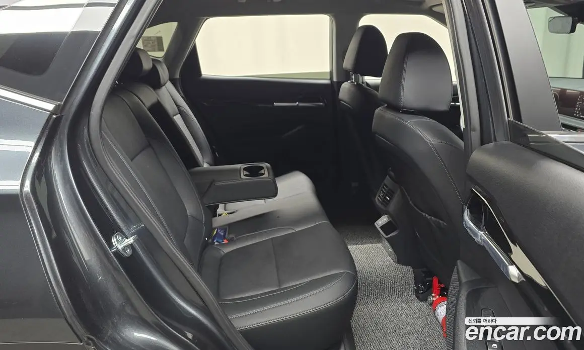 Kia Seltos 2023 1.6 автомат (гидро), фото 16 Kia Seltos 2023 1.6 автомат (гидро), фото 16