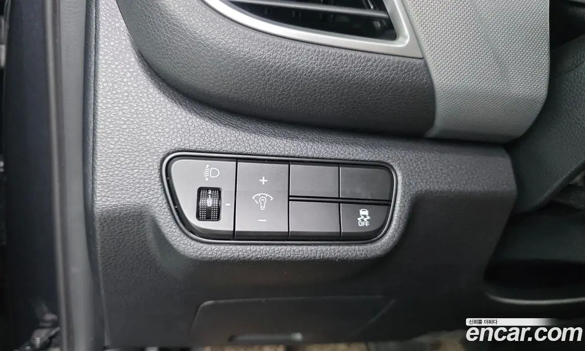 Kia Seltos 2024 1.6 автомат (гидро), фото 17 Kia Seltos 2024 1.6 автомат (гидро), фото 17
