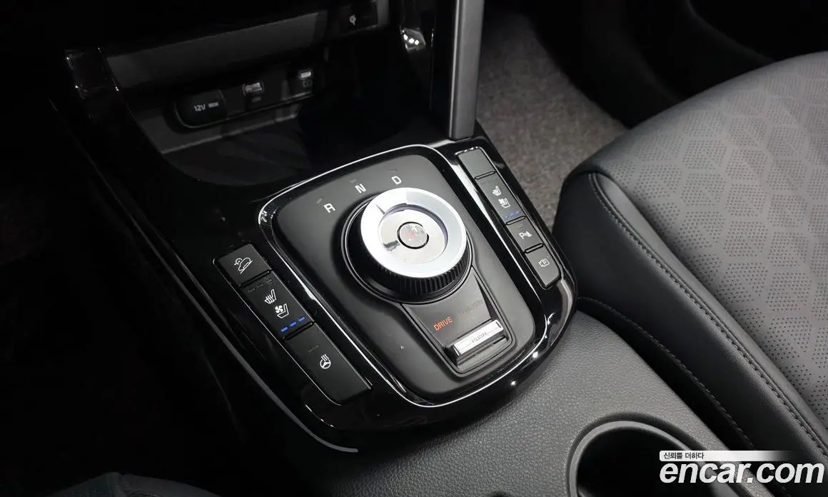 Kia Seltos 2025 1.6 автомат (гидро), фото 12 Kia Seltos 2025 1.6 автомат (гидро), фото 12