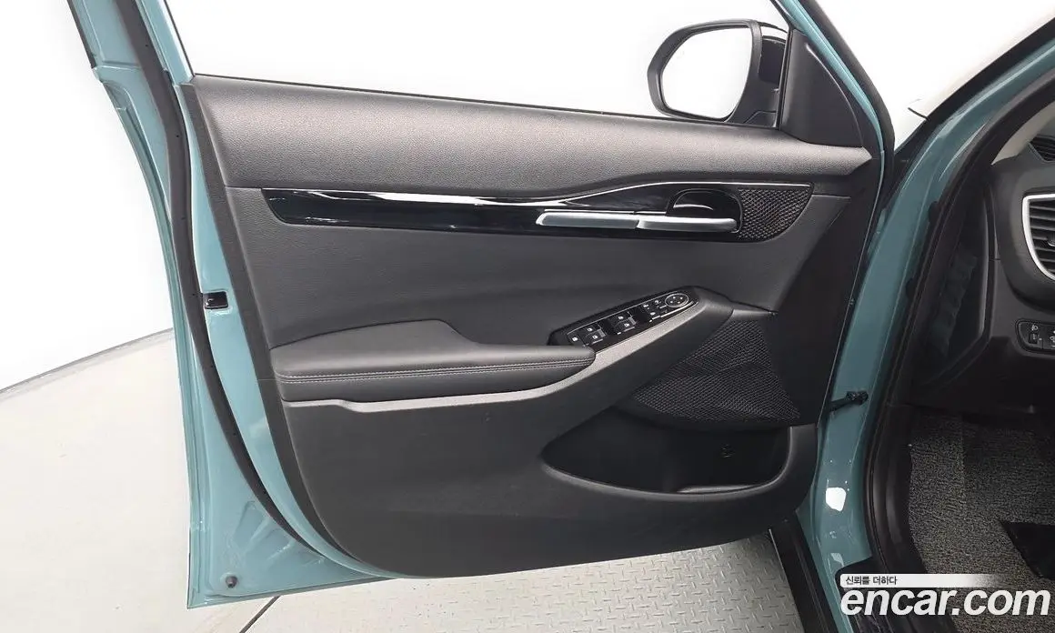 Kia Seltos 2025 1.6 автомат (гидро), фото 14 Kia Seltos 2025 1.6 автомат (гидро), фото 14