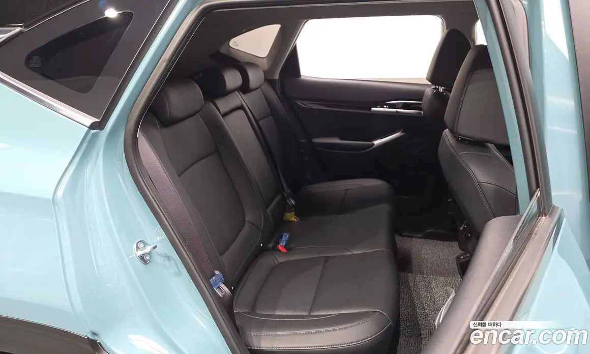 Kia Seltos 2025 1.6 автомат (гидро), фото 17 Kia Seltos 2025 1.6 автомат (гидро), фото 17