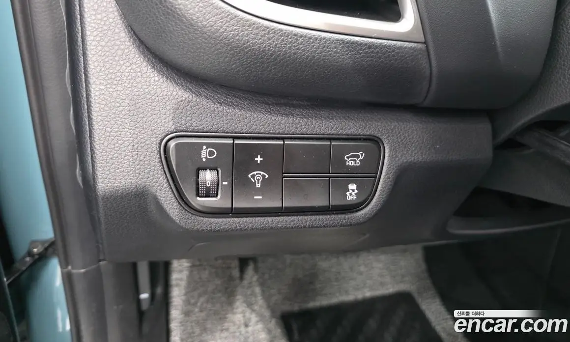 Kia Seltos 2025 1.6 автомат (гидро), фото 28 Kia Seltos 2025 1.6 автомат (гидро), фото 28