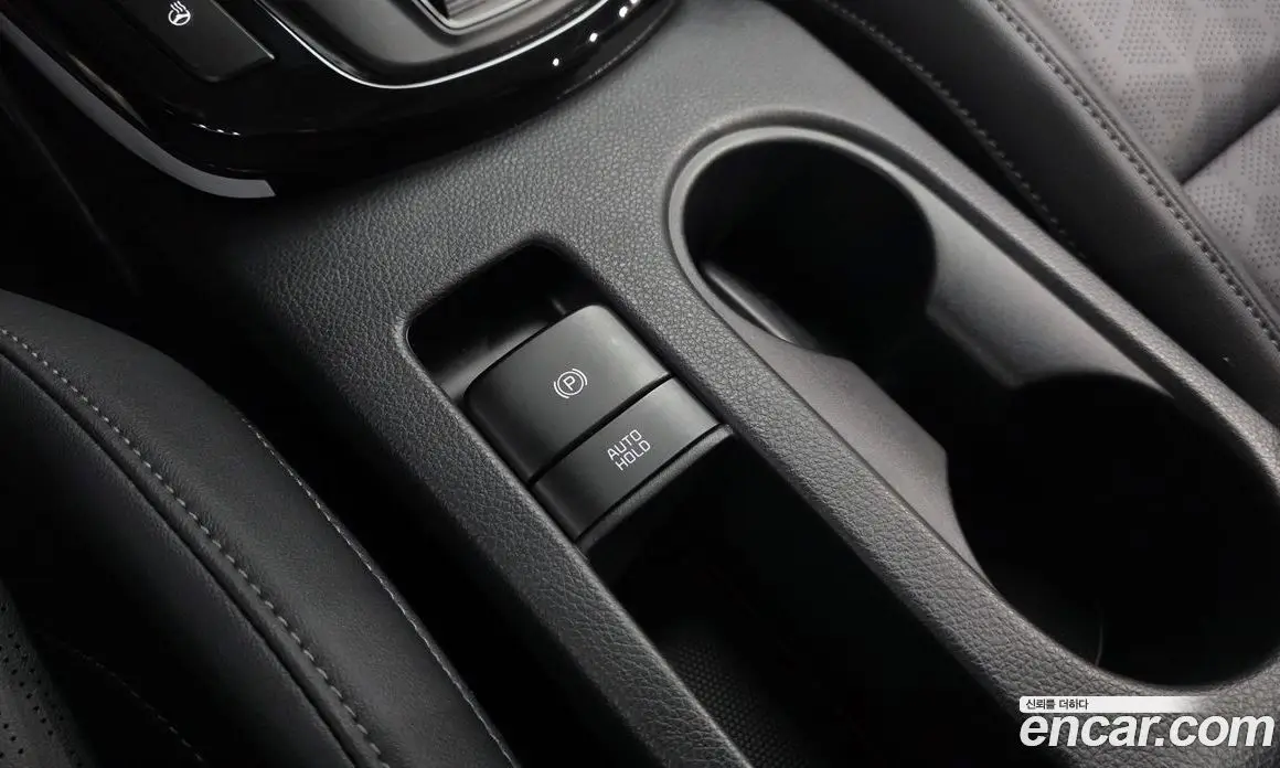 Kia Seltos 2025 1.6 автомат (гидро), фото 30 Kia Seltos 2025 1.6 автомат (гидро), фото 30