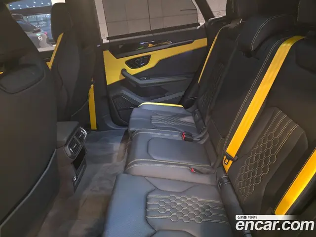 Lamborghini Urus 2026 4.0 автомат (гидро), миниатюра 12