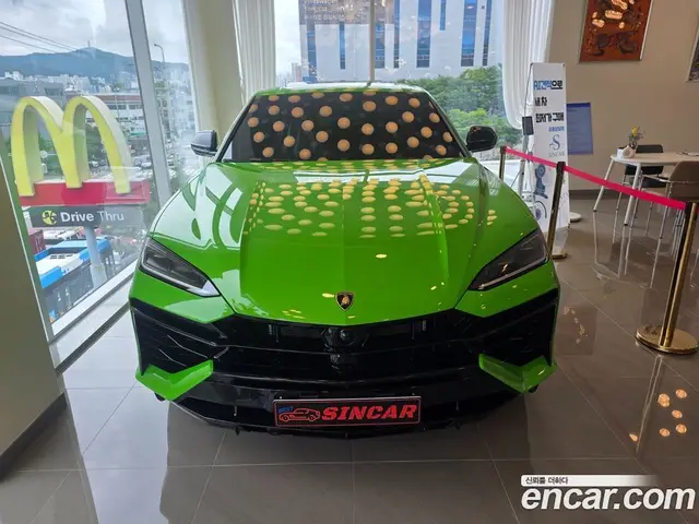 Lamborghini Urus 2026 4.0 автомат (гидро), миниатюра 3 Lamborghini Urus 2026 4.0 автомат (гидро), миниатюра 3