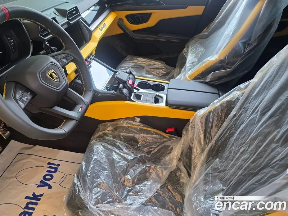 Lamborghini Urus 2026 4.0 автомат (гидро), фото 8 Lamborghini Urus 2026 4.0 автомат (гидро), фото 8