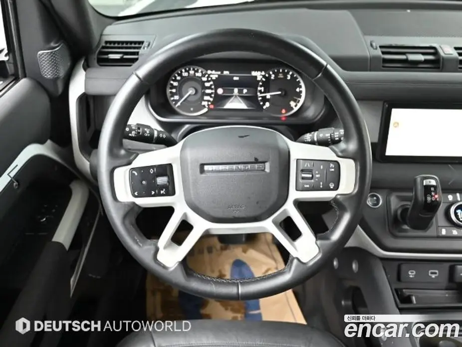 Land Rover Defender 2022 3.0 автомат (гидро), фото 13