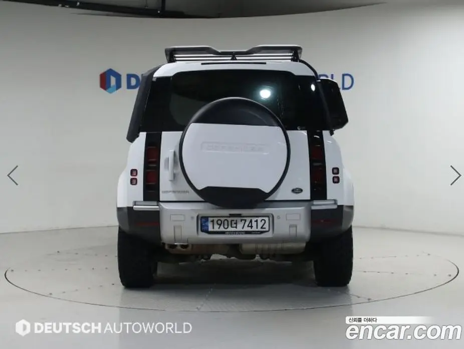 Land Rover Defender 2022 3.0 автомат (гидро), фото 4