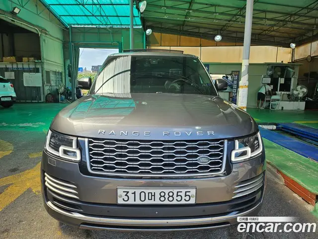 Land Rover Range Rover 2018 4.4 автомат (гидро), миниатюра 1 Land Rover Range Rover 2018 4.4 автомат (гидро), миниатюра 1