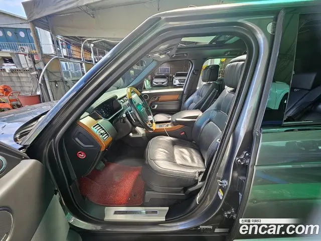 Land Rover Range Rover 2018 4.4 автомат (гидро), миниатюра 12