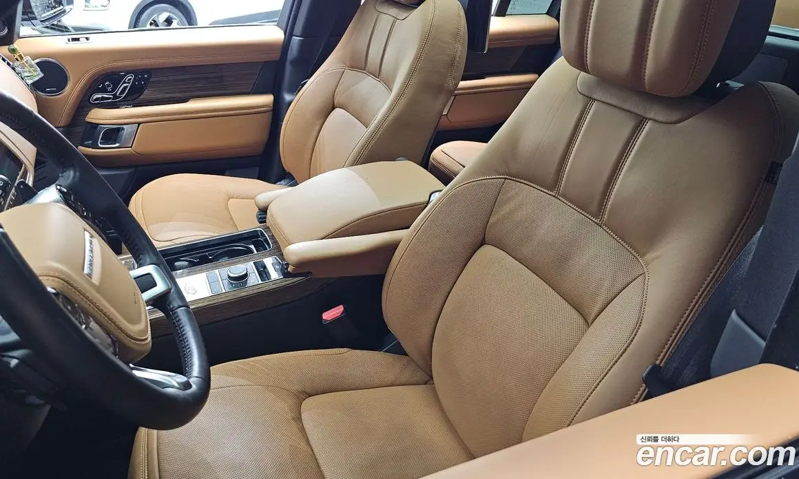 Land Rover Range Rover 2021 3.0 автомат (гидро), фото 26 Land Rover Range Rover 2021 3.0 автомат (гидро), фото 26