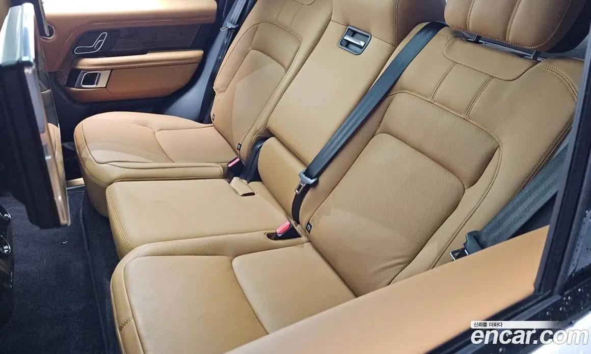 Land Rover Range Rover 2021 3.0 автомат (гидро), фото 32 Land Rover Range Rover 2021 3.0 автомат (гидро), фото 32