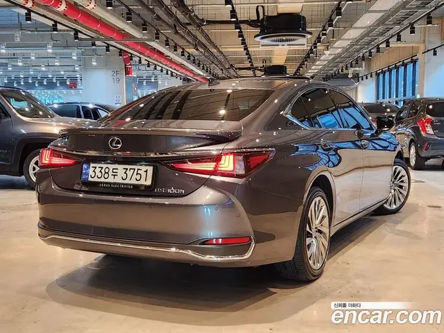 Lexus ES 2023 2.5 автомат (гидро), миниатюра 2 Lexus ES 2023 2.5 автомат (гидро), миниатюра 2