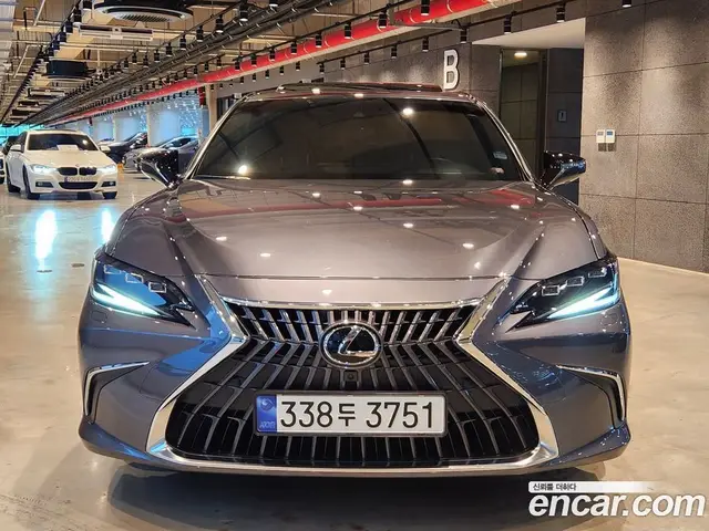 Lexus ES 2023 2.5 автомат (гидро), миниатюра 3 Lexus ES 2023 2.5 автомат (гидро), миниатюра 3