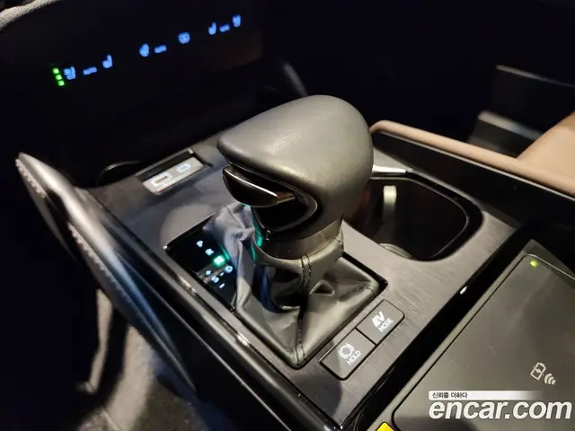 Lexus ES 2023 2.5 автомат (гидро), миниатюра 8 Lexus ES 2023 2.5 автомат (гидро), миниатюра 8