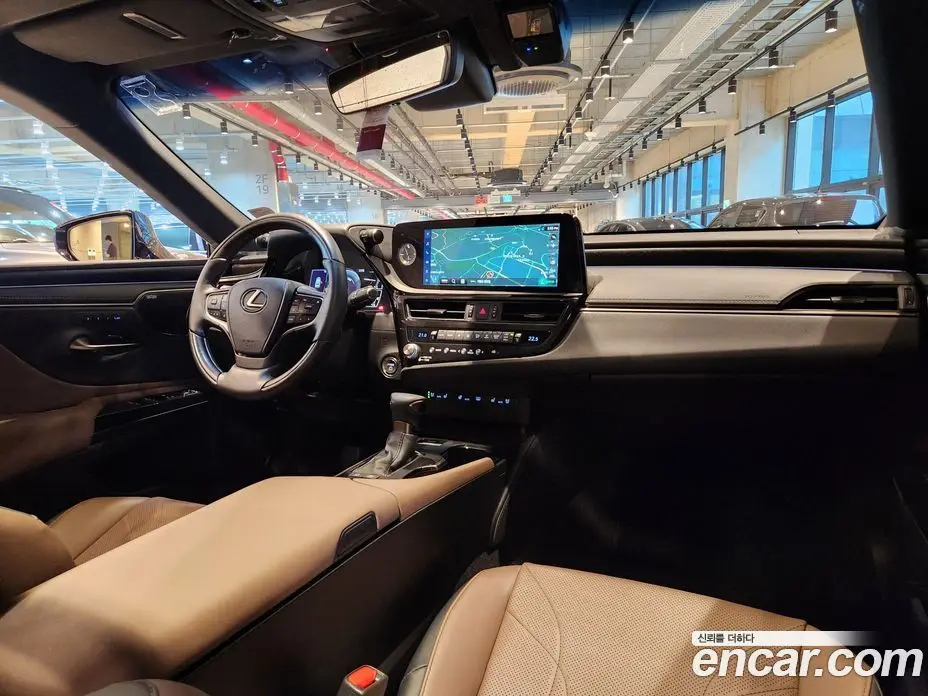Lexus ES 2023 2.5 автомат (гидро), фото 10 Lexus ES 2023 2.5 автомат (гидро), фото 10