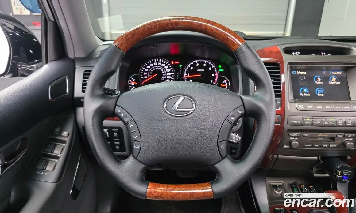 Lexus GX470 2009 4.7 автомат (гидро), фото 12 Lexus GX470 2009 4.7 автомат (гидро), фото 12