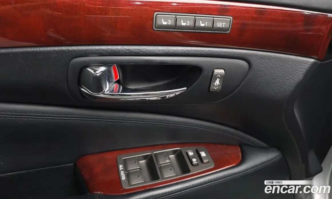 Lexus LS 2011 5.0 автомат (гидро), фото 20 Lexus LS 2011 5.0 автомат (гидро), фото 20